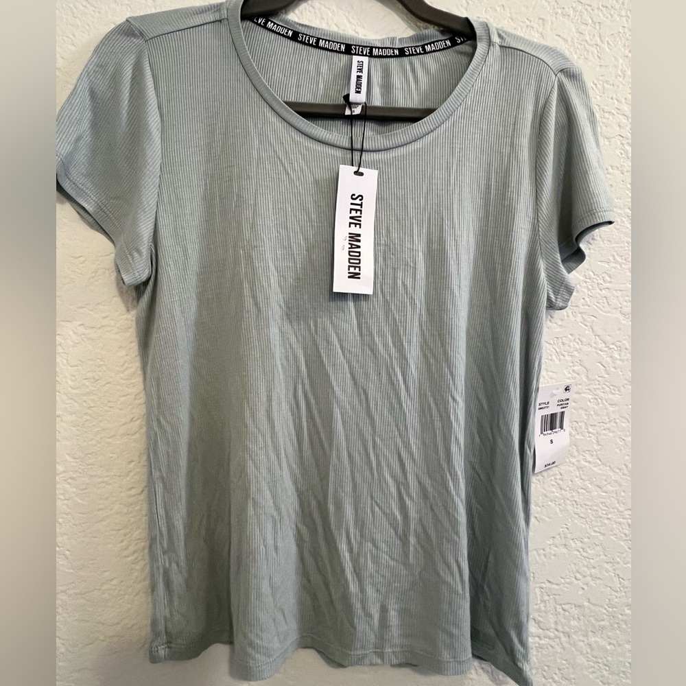 ***NWT*** Steve Madden Light Grey Top